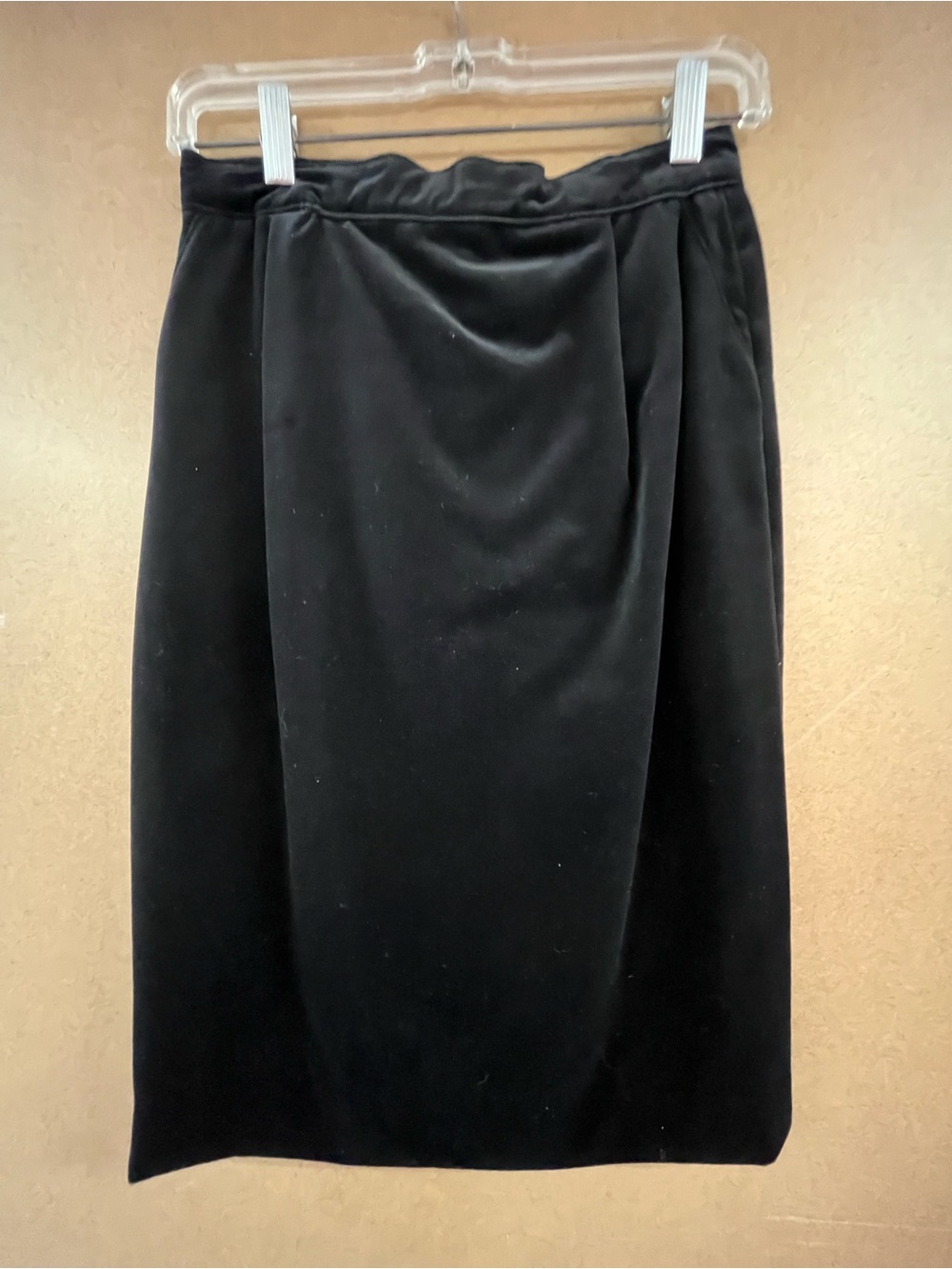 Elegant Black Velvet Midi Skirt